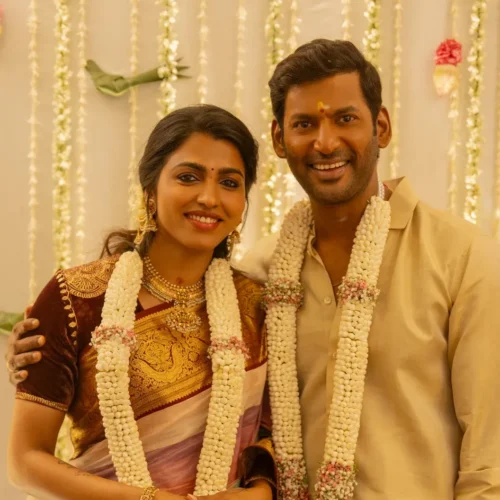 கடவுள் காட்டிய தேவதை தன்ஷிகா; இரண்டு மாதத்தில் திருமணம் – நிச்சயதார்த்த குஷியில் விஷால்!