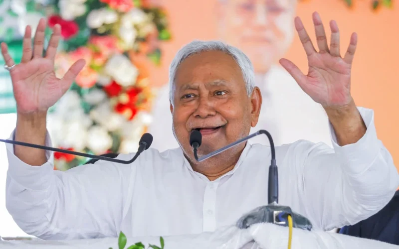 நிதிஷ் குமார்