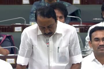 ரேஷன் அரிசியை ஆடு, கோழிகளுக்குத்தான் பயன்படுத்துகின்றனர்” – அமைச்சர் செங்கோட்டையன் பேச்சால் சட்டசபையில் பரபரப்பு