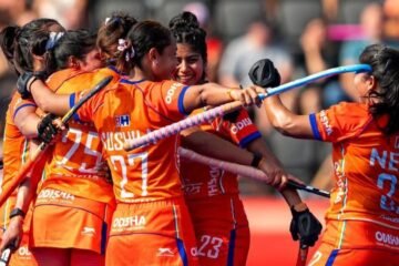 Hockey World Cup | 52 ஆண்டுகளுக்குப் பிறகு உலகக் கோப்பையில் இந்திய மகளிர் ஹாக்கி அணிக்கு சிறப்பிடம் !