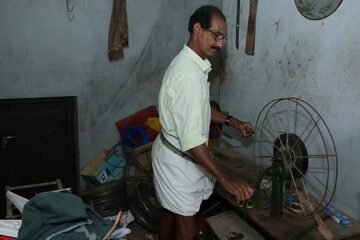 கேரளாவில் 90’s தியேட்டர் அனுபவத்தை மீட்டெடுத்த ‘Baashha’!